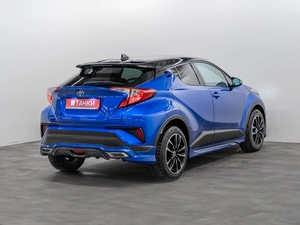 Внедорожник Toyota C-HR 2018 года, 2480000 рублей, Красноярск