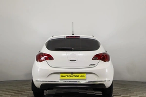 Хетчбэк Opel Astra 2013 года, 789000 рублей, Пермь