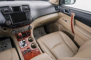 Внедорожник Toyota Highlander 2010 года, 2199000 рублей, Красноярск