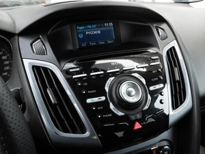 Седан Ford Focus 2011 года, 979000 рублей, Краснодар