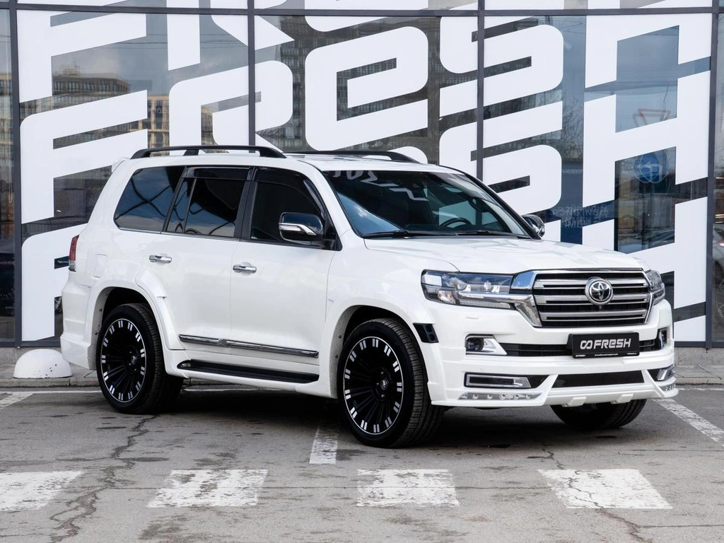 Внедорожник Toyota Land Cruiser 2016 года, 7549000 рублей, Краснодар