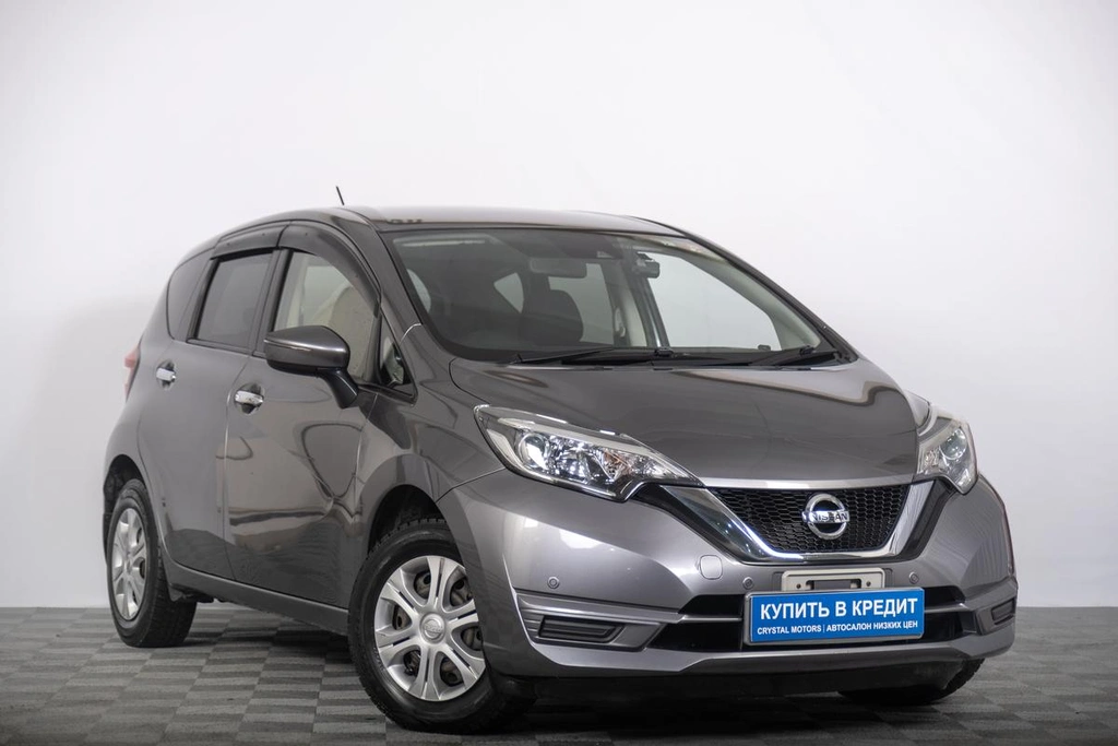 Хетчбэк Nissan Note 2019 года, 1049000 рублей, Томск