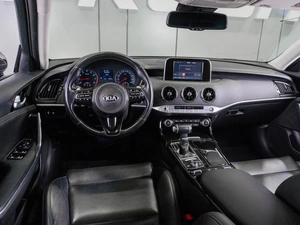 Лифтбек Kia Stinger 2019 года, 2619000 рублей, Тюмень