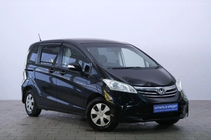 Минивэн Honda Freed 2013 года, 1189000 рублей, Омск