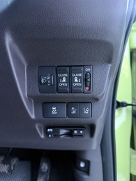 Минивэн Honda Freed 2019 года, 2000000 рублей, Красноярск