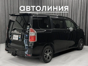 Минивэн Toyota Noah 2007 года, 1100000 рублей, Красноярск