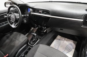 Седан Kia Rio 2019 года, 1349000 рублей, Новокузнецк