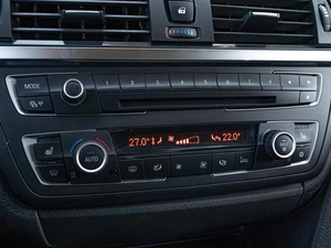 Седан BMW 3 серия 2011 года, 2079000 рублей, Краснодар
