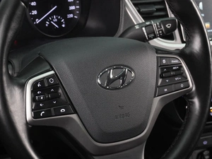 Седан Hyundai Solaris 2019 года, 1424000 рублей, Воронеж