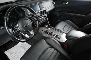 Седан Kia Optima 2019 года, 2649000 рублей, Тюмень