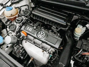 Седан Volkswagen Polo 2011 года, 650000 рублей, Красноярск