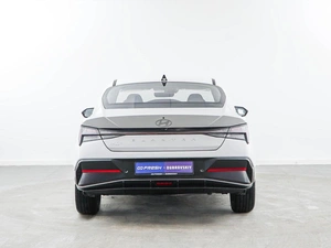 Седан Hyundai Elantra 2025 года, 2827077 рублей, Москва