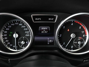 Внедорожник Mercedes-benz GL-класс 2015 года, 3279000 рублей, Аксай