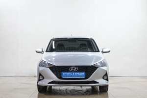 Седан Hyundai Solaris 2020 года, 1499000 рублей, Новокузнецк