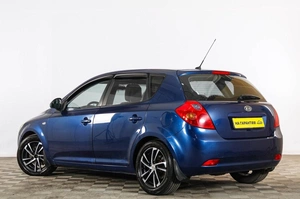 Хетчбэк Kia Ceed 2007 года, 799000 рублей, Тюмень