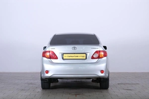 Седан Toyota Corolla 2007 года, 809000 рублей, Омск