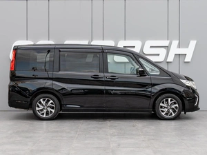 Минивэн Honda Stepwgn 2019 года, 2340000 рублей, Краснодар