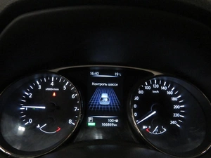 Внедорожник Nissan X-Trail 2015 года, 1880000 рублей, Калуга