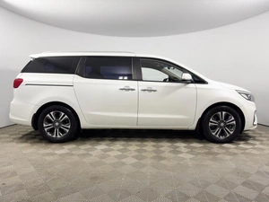 Минивэн Kia Carnival 2020 года, 2863900 рублей, Казань