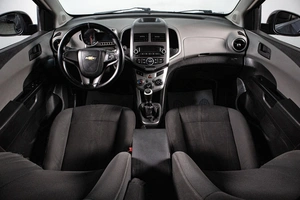 Седан Chevrolet Aveo 2014 года, 549000 рублей, Сургут