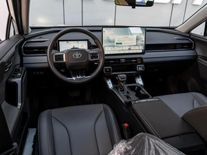 Внедорожник Toyota RAV4 2026 года, 4895000 рублей, Краснодар