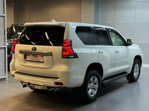 Внедорожник Toyota Land Cruiser Prado 2021 года, 4857000 рублей, Красноярск