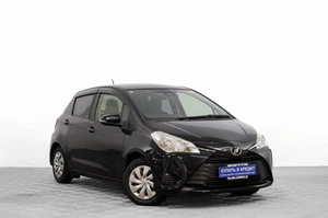 Хетчбэк Toyota Vitz 2018 года, 999000 рублей, Барнаул