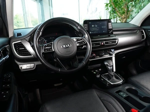 Внедорожник Kia Seltos 2020 года, 2299000 рублей, Тверь