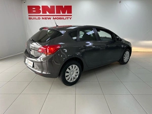 Хэтчбек Opel Astra 2013 года, 1160000 рублей, Смоленск