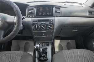 Седан Toyota Corolla 2005 года, 629000 рублей, Барнаул