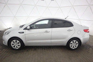 Седан Kia Rio 2013 года, 895000 рублей, Орёл