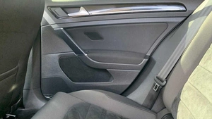 Хетчбэк Volkswagen Golf 2014 года, 1365000 рублей, Солонцы