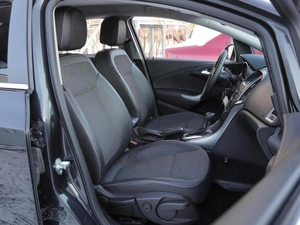 Седан Opel Astra 2012 года, 999000 рублей, Волгоград