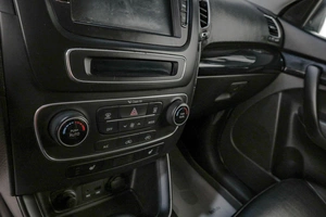 Внедорожник Kia Sorento 2012 года, 1679000 рублей, Челябинск