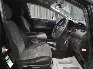 Минивэн Toyota Wish 2011 года, 1180000 рублей, Красноярск