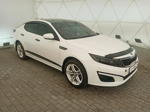 Седан Kia Optima 2014 года, 1200000 рублей, Клинцы