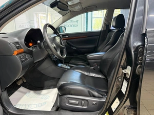 Универсал Toyota Avensis 2006 года, 759000 рублей, Красноярск