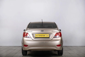 Седан Hyundai Solaris 2011 года, 799000 рублей, Томск