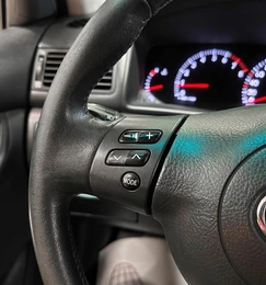 Хетчбэк Toyota Corolla 2006 года, 637000 рублей, Красноярск