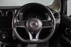 Хетчбэк Nissan Note 2016 года, 1299000 рублей, Сургут