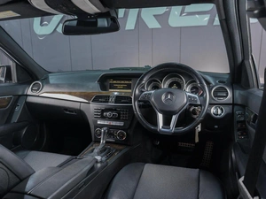 Универсал Mercedes-benz C-класс 2011 года, 1749000 рублей, Сургут