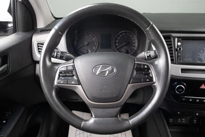 Седан Hyundai Solaris 2018 года, 1319000 рублей, Оренбург