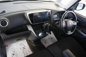 Хетчбэк Nissan Dayz Roox 2014 года, 819000 рублей, Омск