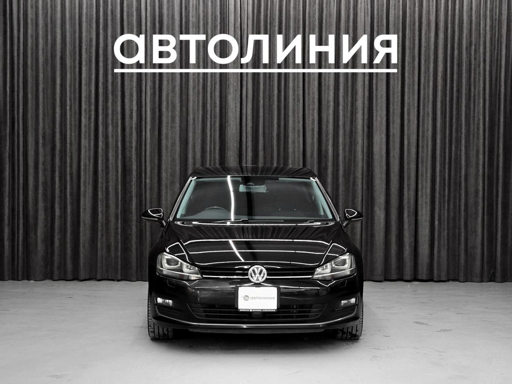 Хетчбэк Volkswagen Golf 2015 года, 1249000 рублей, Красноярск