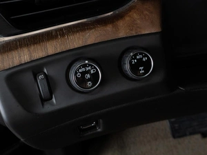 Внедорожник Cadillac Escalade 2015 года, 3699000 рублей, Тюмень