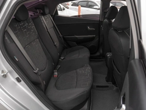 Седан Kia Rio 2016 года, 1099000 рублей, Саратов