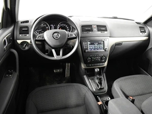 Внедорожник Skoda Yeti 2013 года, 945100 рублей, Казань