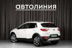 Внедорожник Kia Stonic 2020 года, 1545000 рублей, Красноярск