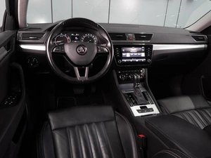 Лифтбек Skoda Superb 2019 года, 2406000 рублей, Воронеж