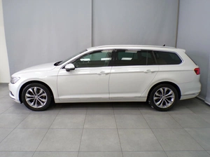 Седан Volkswagen Passat 2015 года, 1699500 рублей, Красноярск